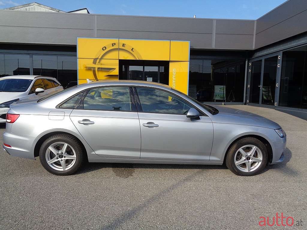 2019' Audi A4 photo #3