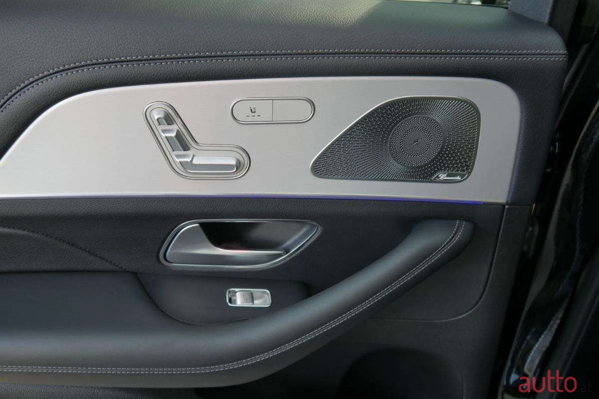 2020' Mercedes-Benz Gle-Klasse photo #6