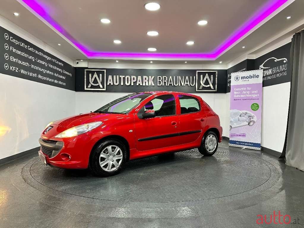 2010' Peugeot 206 photo #2