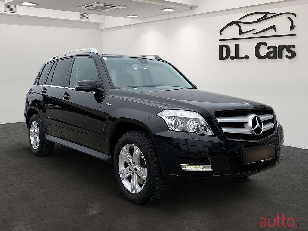 2010' Mercedes-Benz Glk-Klasse photo #1