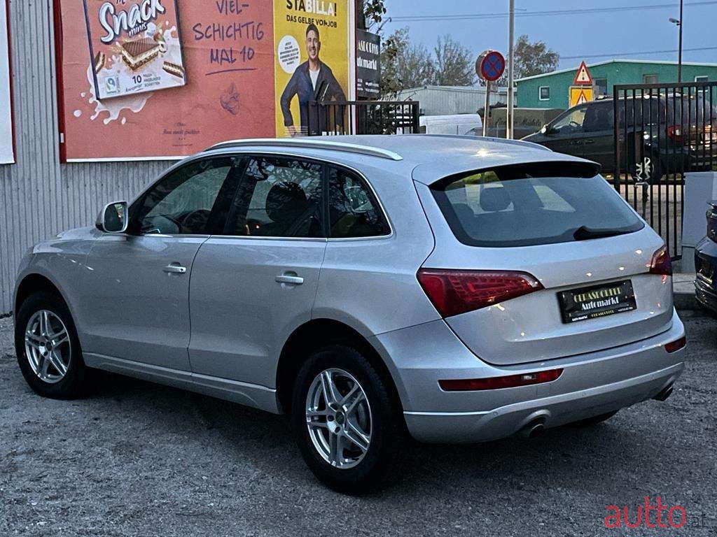 2009' Audi Q5 photo #5