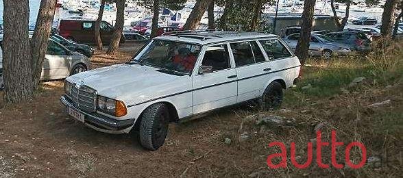 1984' Mercedes-Benz E-Klasse photo #1