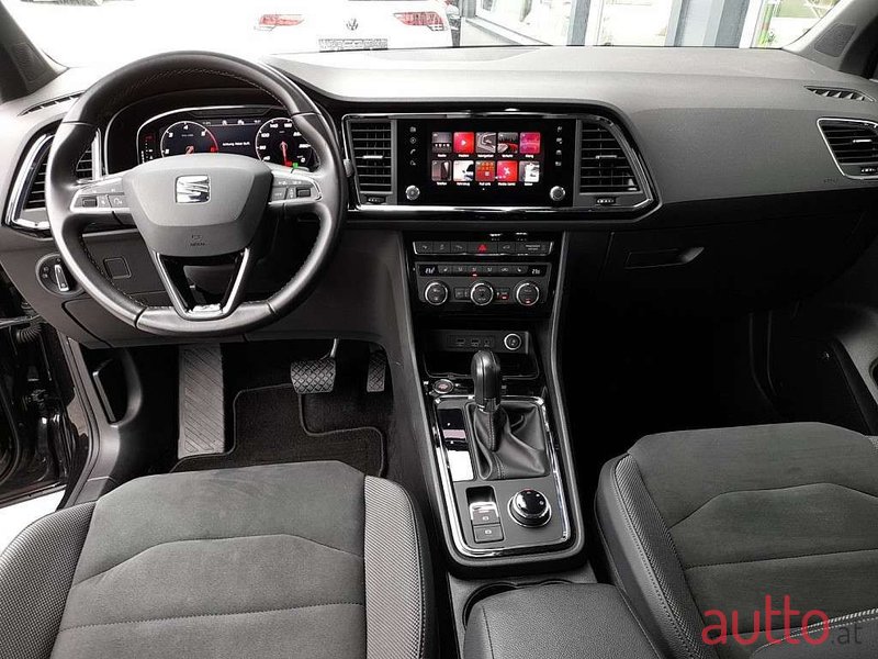 2020' SEAT Ateca photo #2