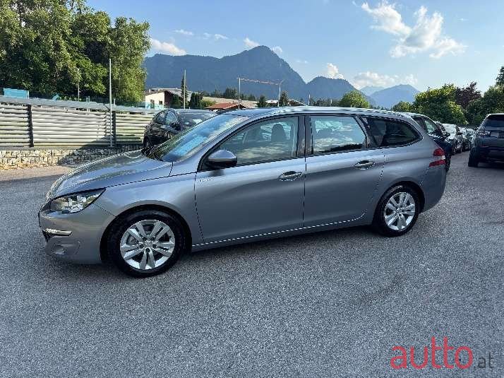 2017' Peugeot 308 photo #1