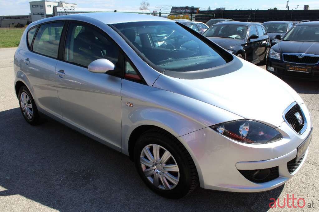 2005' SEAT Altea photo #4