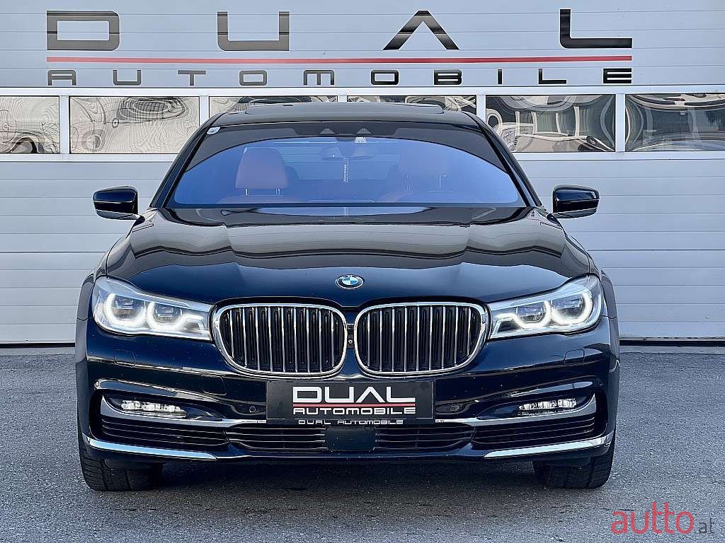 2017' BMW 7Er-Reihe photo #5