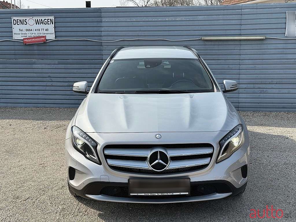 2014' Mercedes-Benz Gla-Klasse photo #3