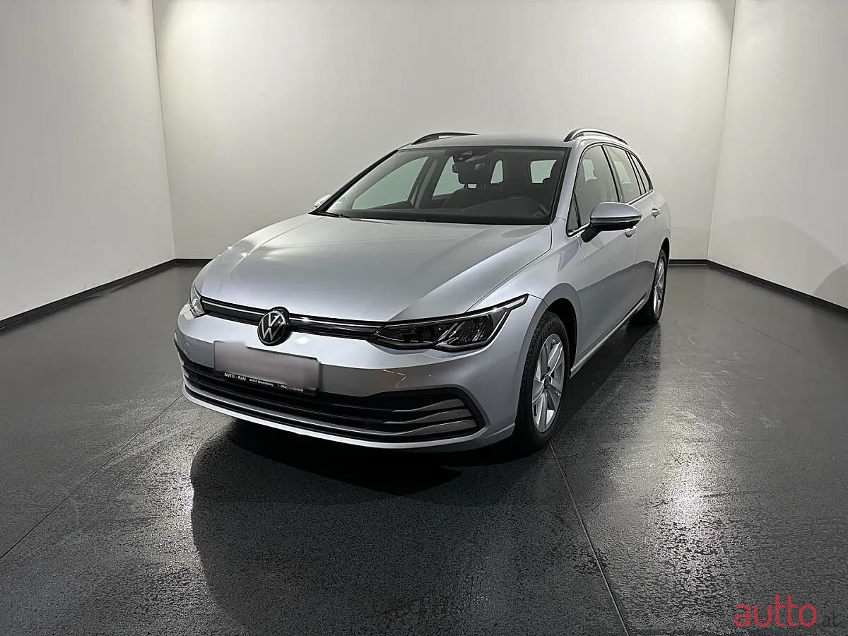 2024' Volkswagen Golf photo #1