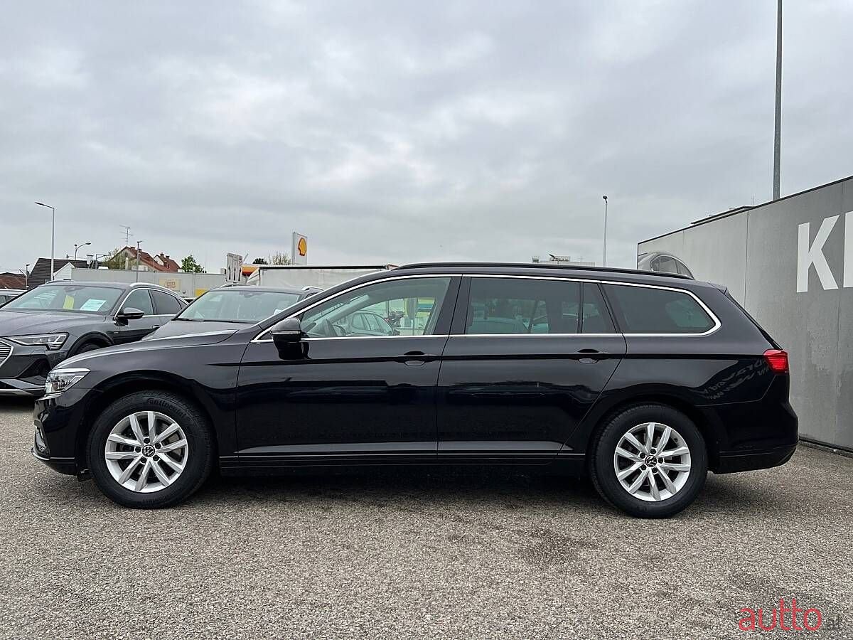 2024' Volkswagen Passat photo #6