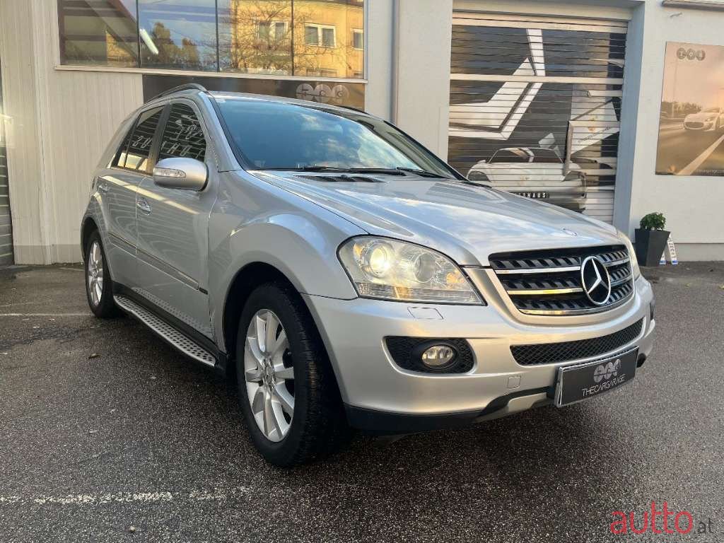 2006' Mercedes-Benz M-Klasse photo #3