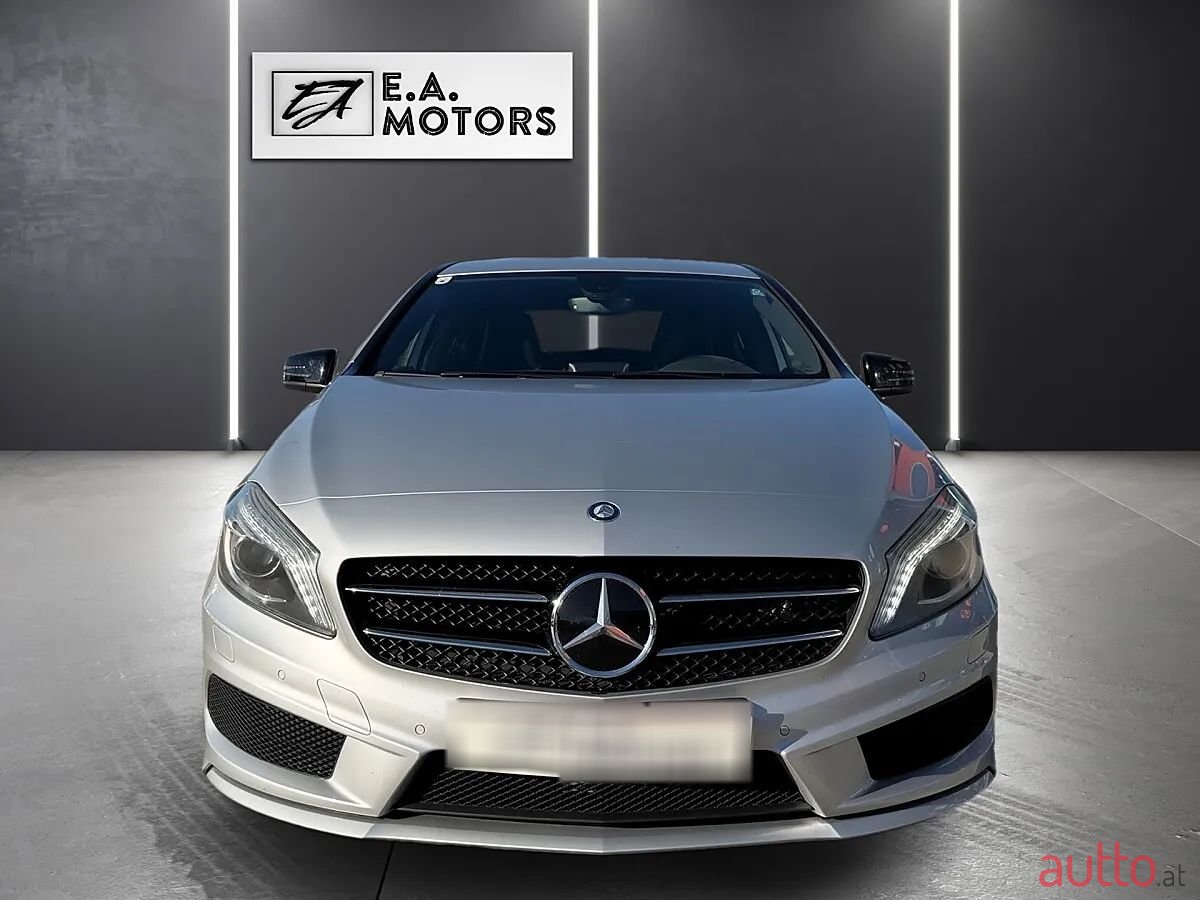 2012' Mercedes-Benz A-Klasse photo #2