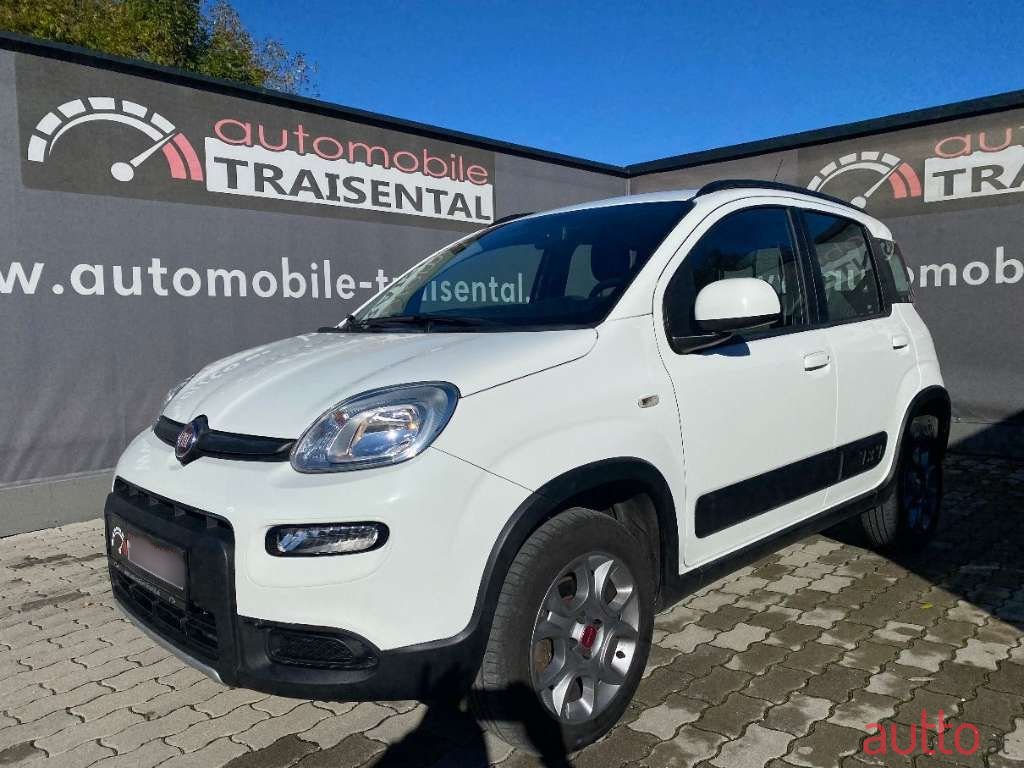 2016' Fiat Panda photo #1