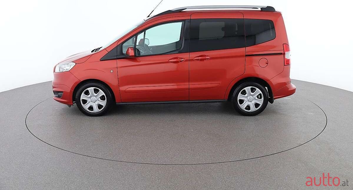 2017' Ford Tourneo Connect photo #2