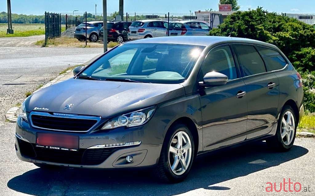 2017' Peugeot 308 photo #1