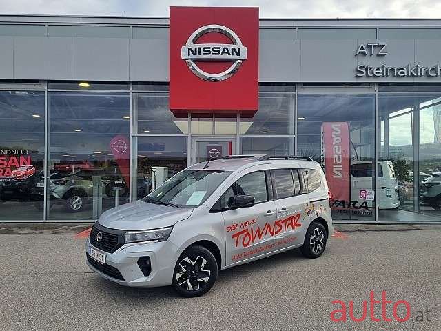 2022' Nissan Townstar photo #1