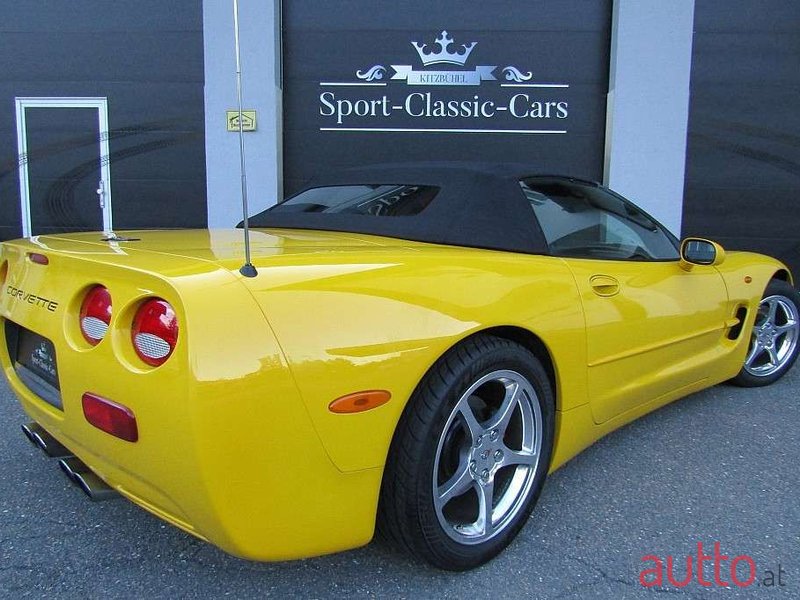 2002' Chevrolet Corvette photo #3