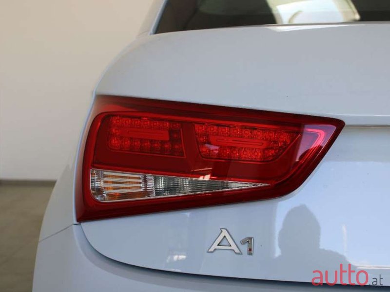 2012' Audi A1 photo #4