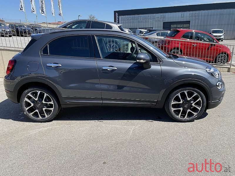 2021' Fiat 500X photo #3