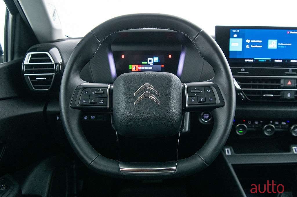 2022' Citroen C4 photo #5