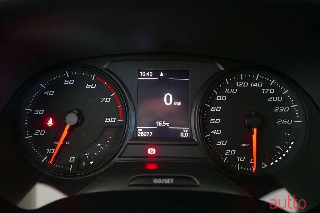 2018' SEAT Leon photo #6