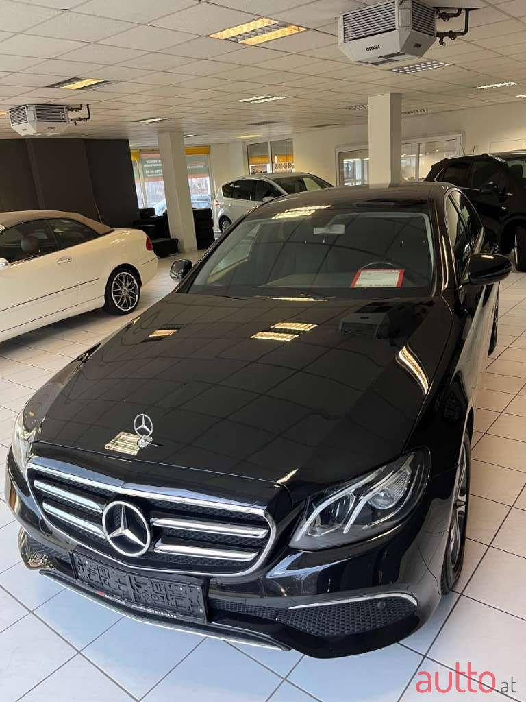 2019' Mercedes-Benz E-Klasse photo #1