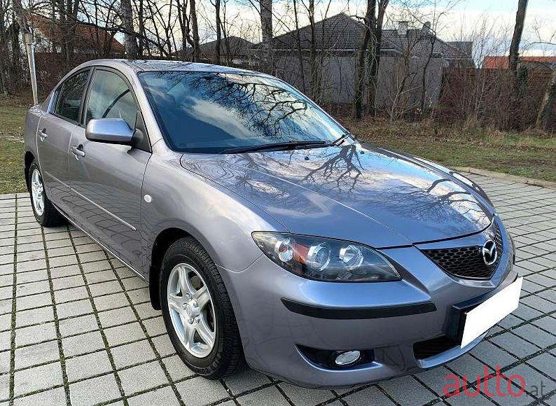 2004' Mazda Mazda3 photo #1