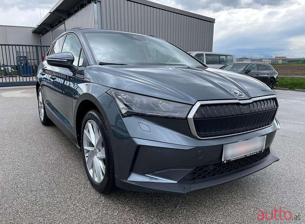 2021' Skoda Enyaq photo #3