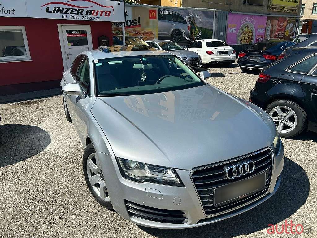 2011' Audi A7 photo #4