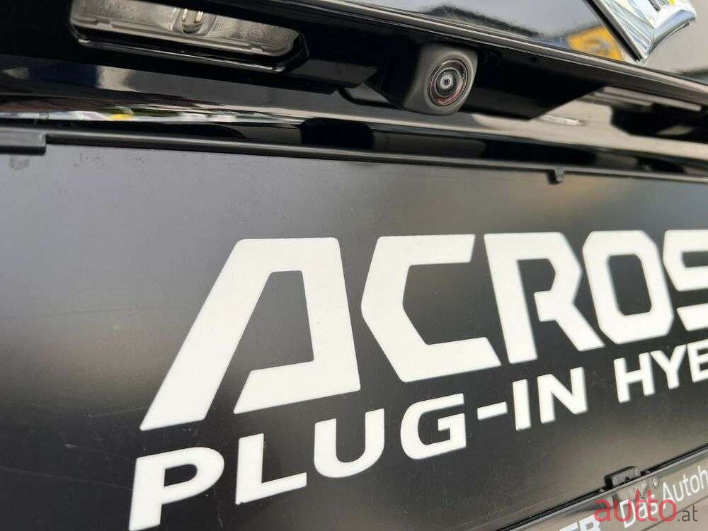 2022' Suzuki Across photo #6