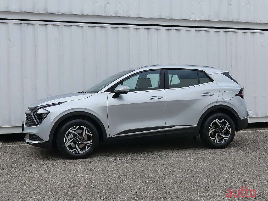 2022' Kia Sportage photo #3