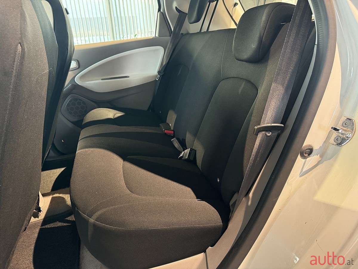 2018' Renault Zoe photo #6