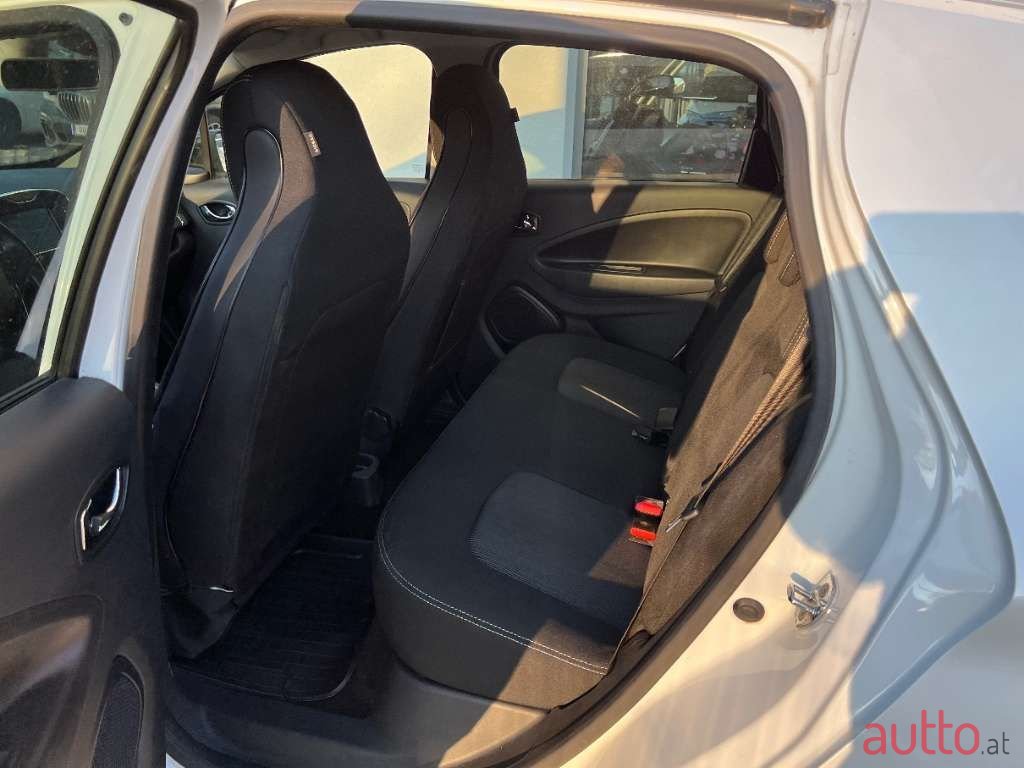 2019' Renault Zoe photo #6