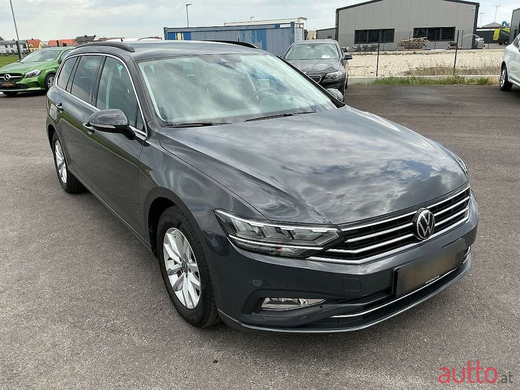 2021' Volkswagen Passat photo #3