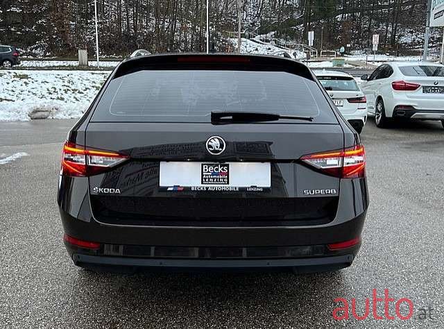 2017' Skoda Superb photo #3