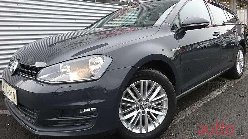 2015' Volkswagen Golf photo #2