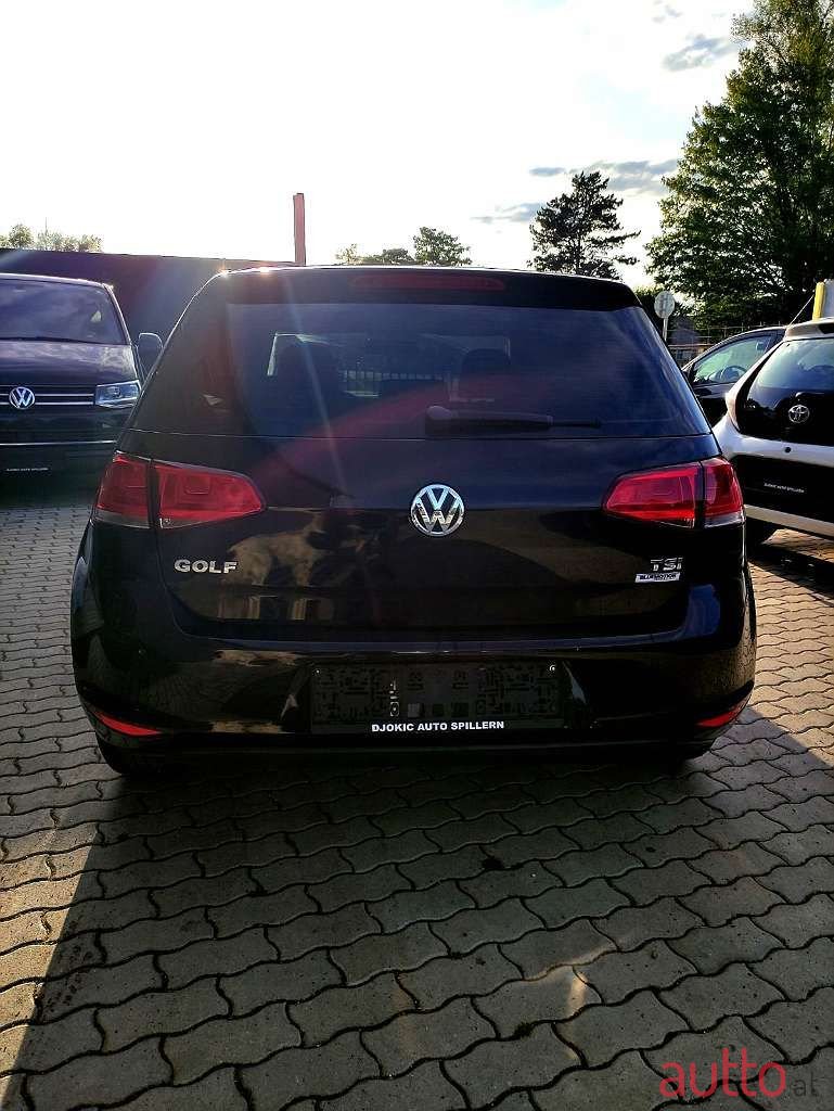 2014' Volkswagen Golf photo #6