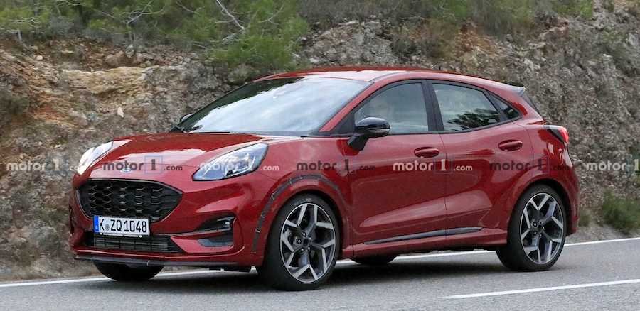 Ford Puma ST Caught Again Without A Stitch Of Camo