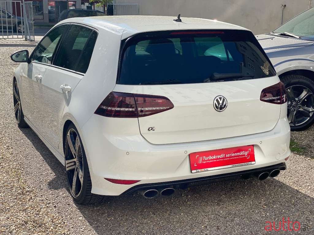 2014' Volkswagen Golf photo #4