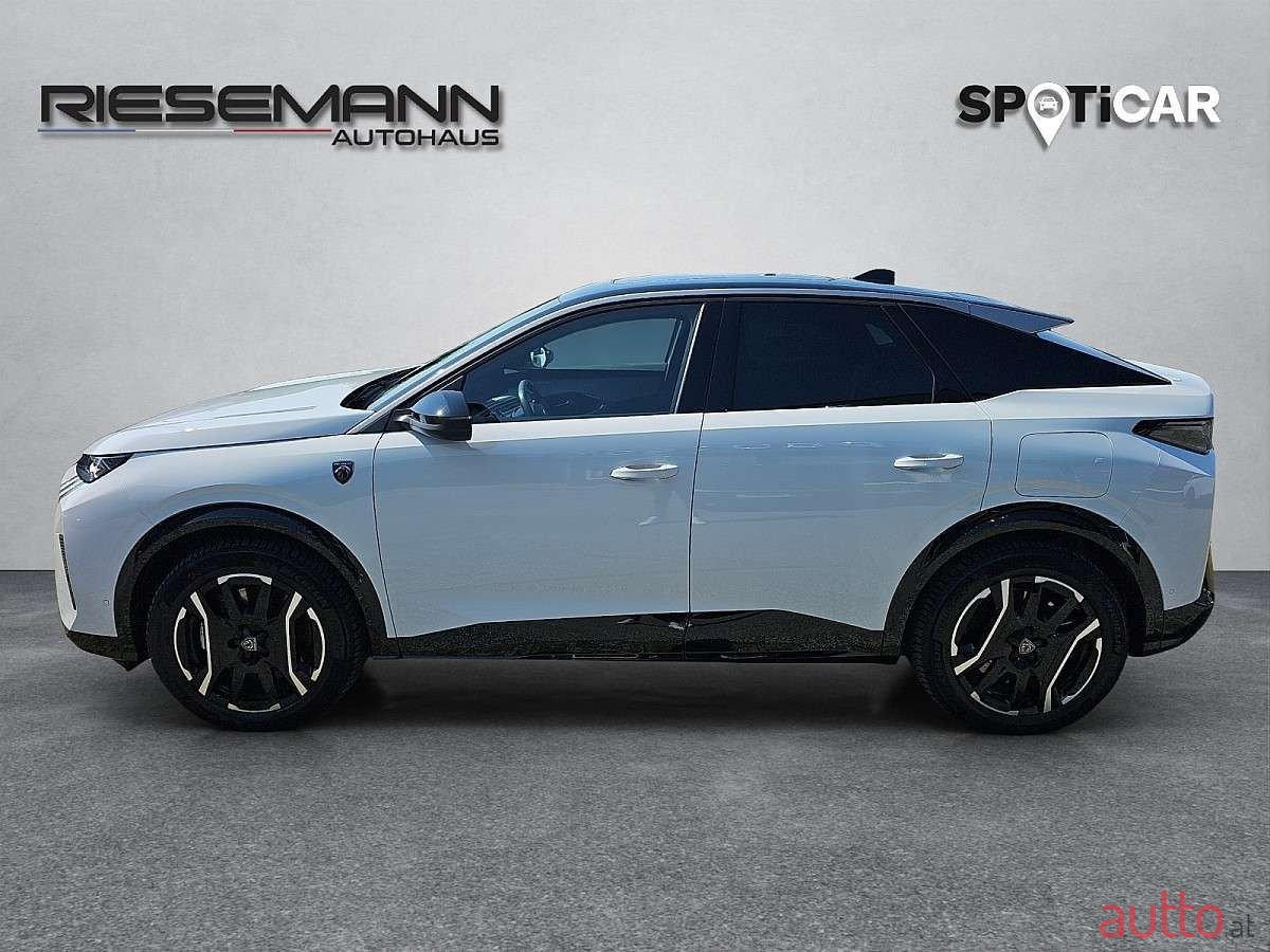 2024' Peugeot 3008 photo #2