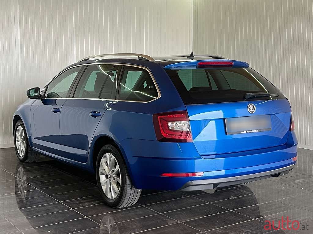2019' Skoda Octavia photo #5