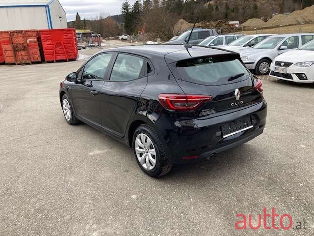 2021' Renault Clio photo #4
