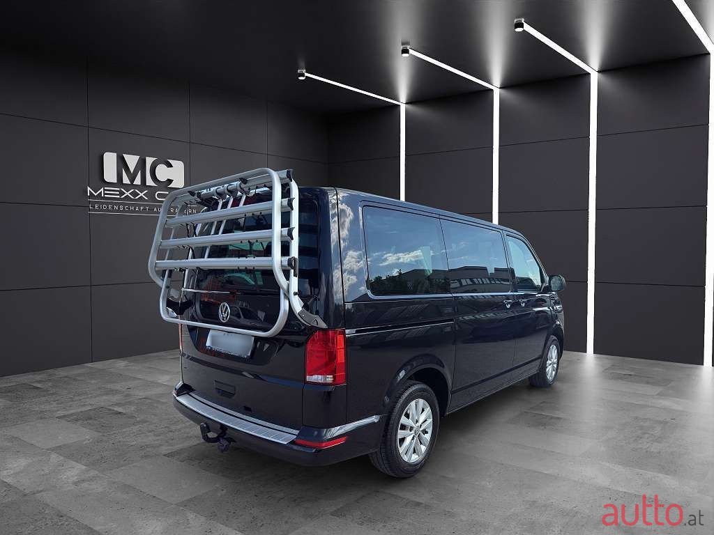 2021' Volkswagen Multivan photo #4