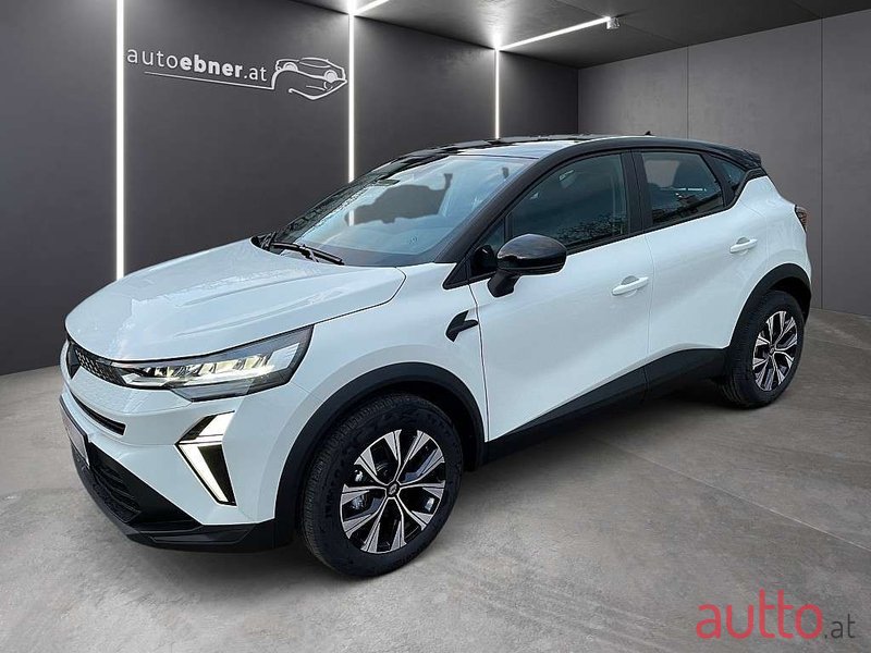 2024' Renault Captur photo #2