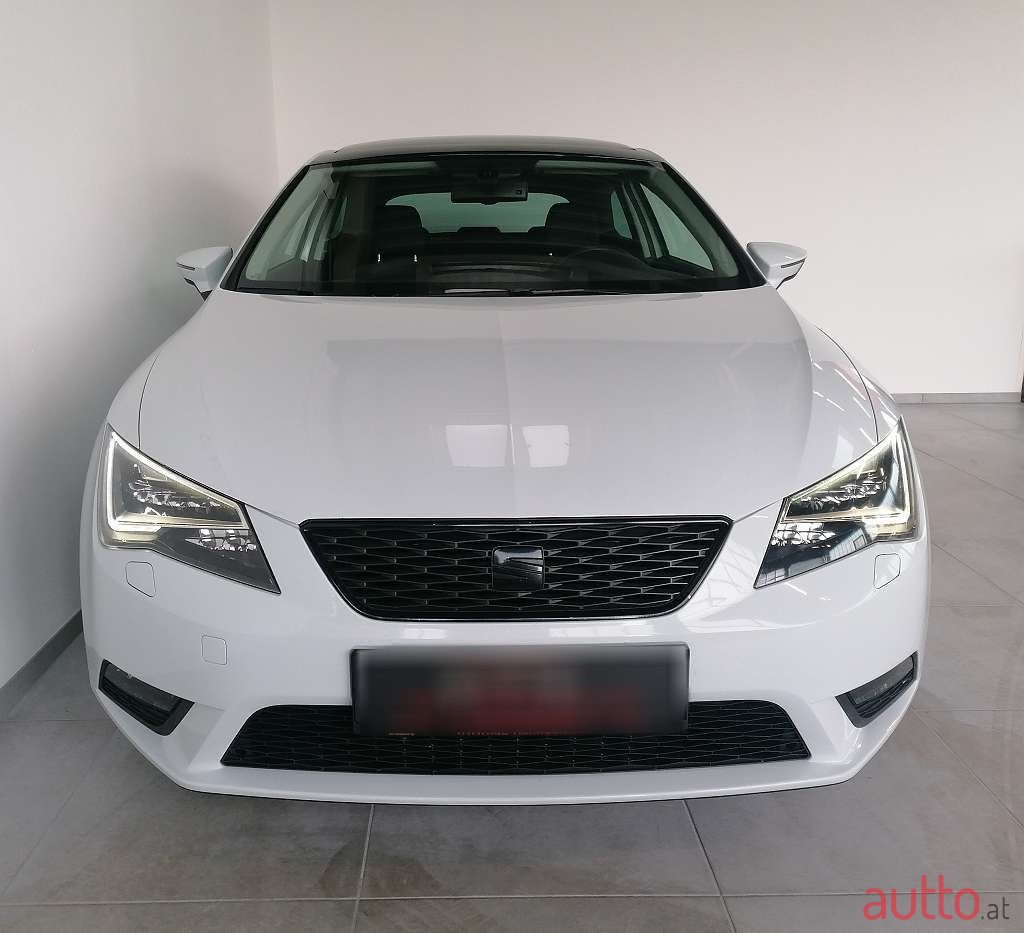 2014' SEAT Leon photo #2