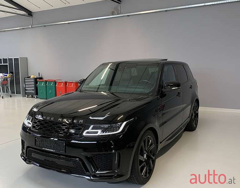 2018' Land Rover Range Rover Sport photo #3