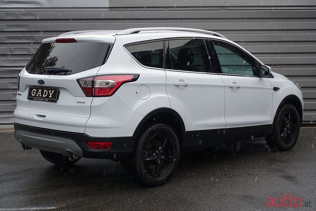 2018' Ford Kuga photo #5