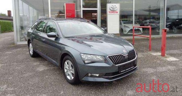 2016' Skoda Superb photo #1
