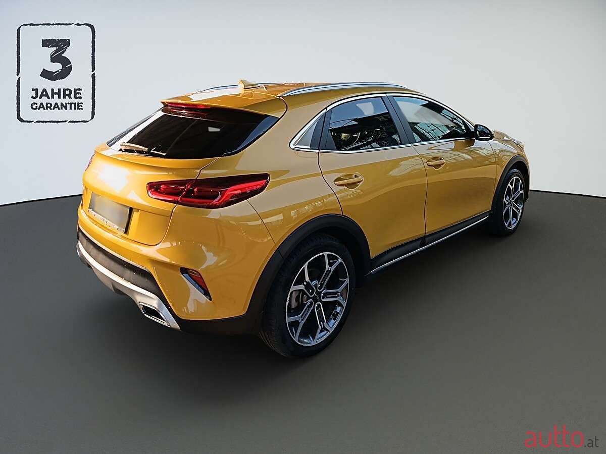 2022' Kia XCeed photo #5