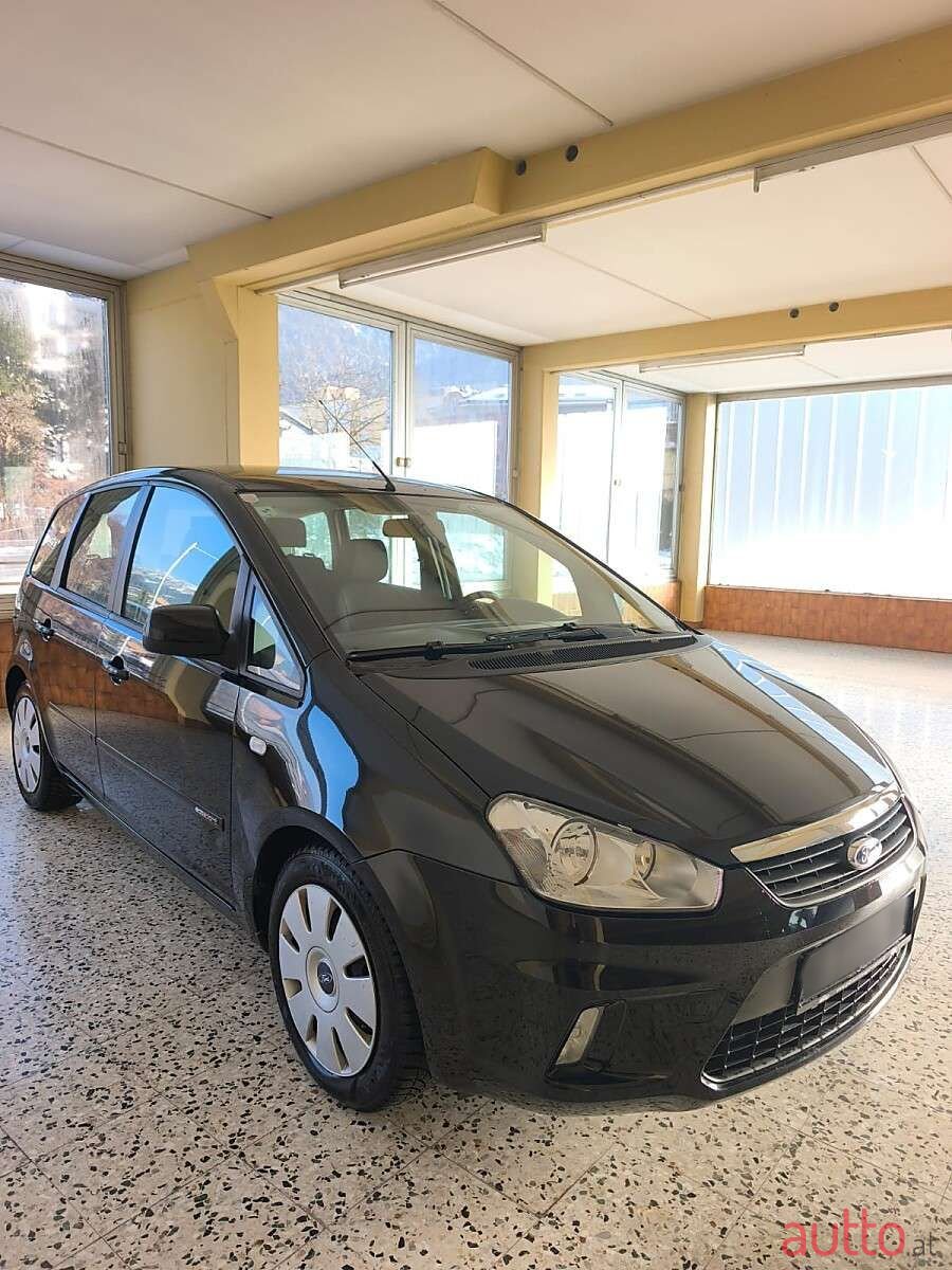 2011' Ford C-MAX photo #1