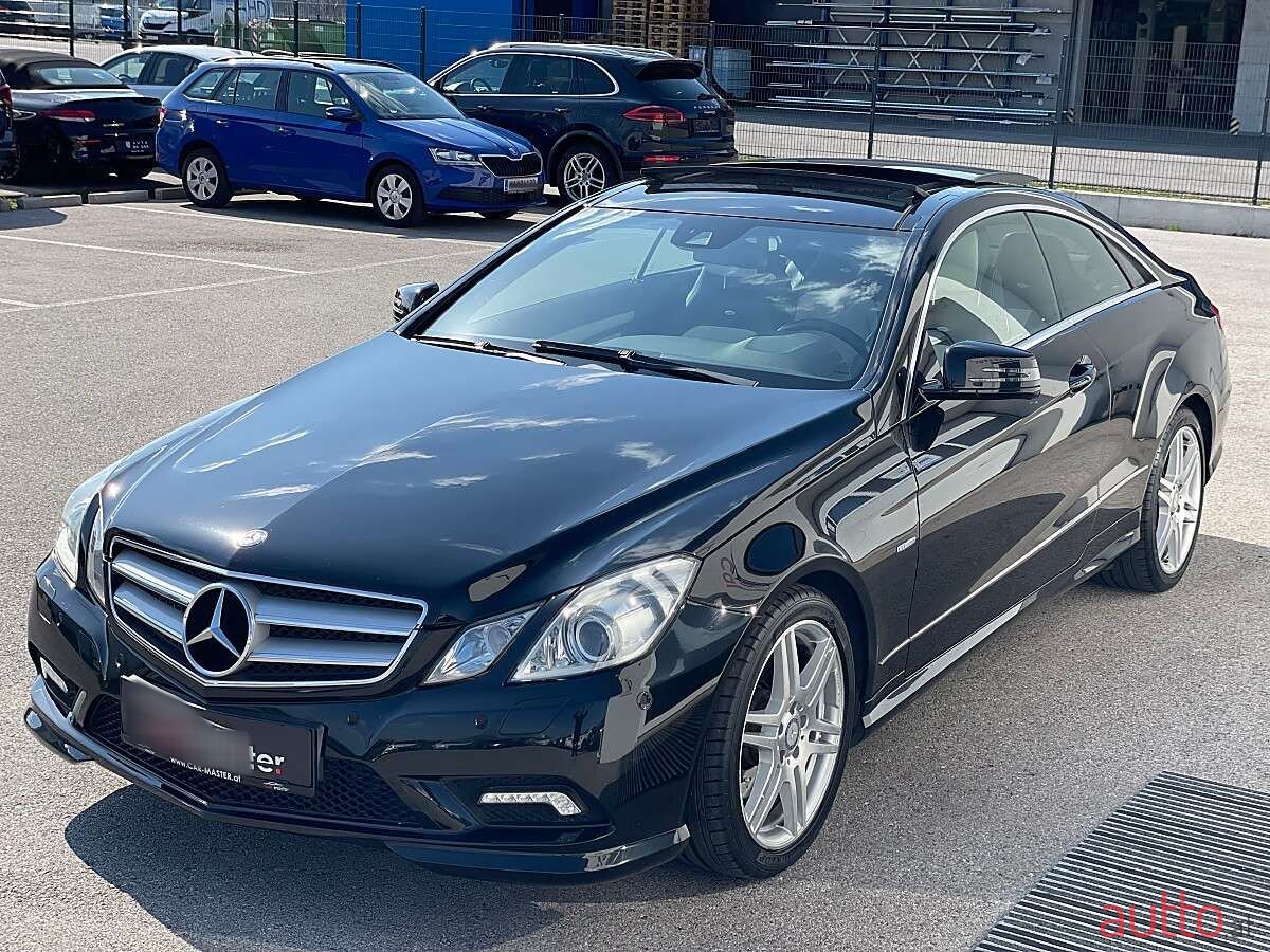 2010' Mercedes-Benz E-Klasse photo #6